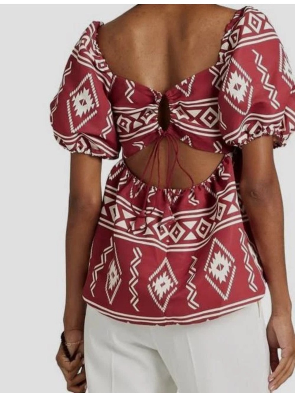 NWT Sachin & Babi Red Lyra Print Short Sleeve Tie Back Blouse Crimson Aztec - Picture 2 of 9